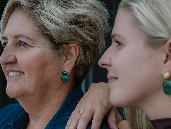 <h2> Handgemaakte sieraden</h2>