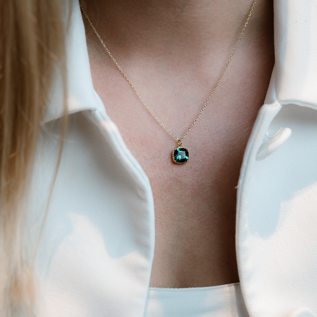 Petit Comité Geboortesteen Ketting mei smaragd