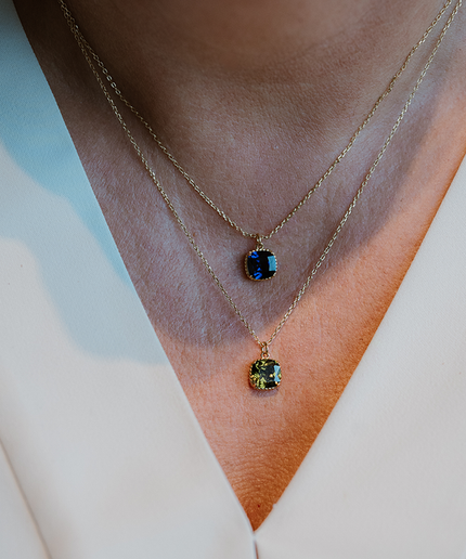 Petit Comité Geboortesteen Ketting september saffier