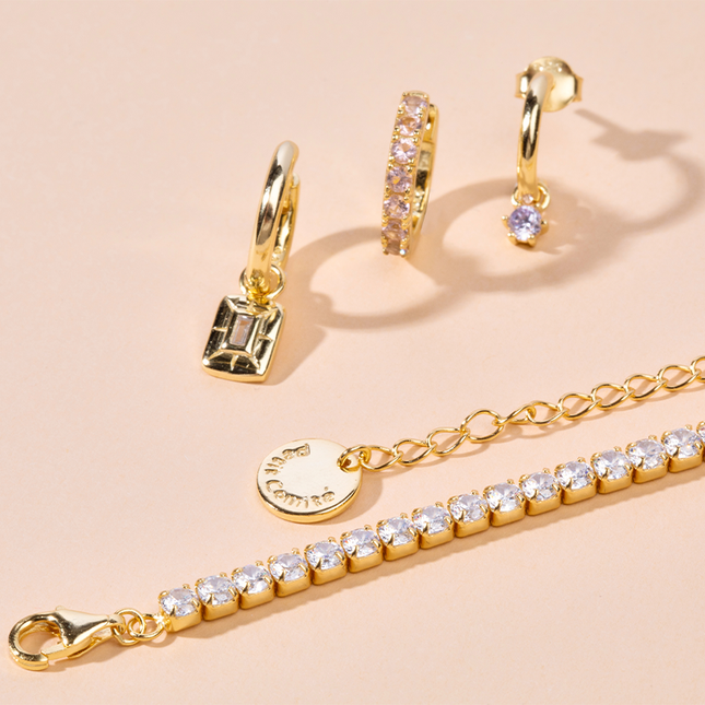 Petit Comité Oorbellen Geboortesteen Mei Smaragd Hoops