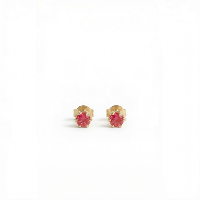 Petit Comité Oorknopjes Geboortesteen Juli Robijn